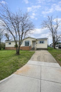 /international/us/1413-lindsey-street-fort-worth-tx-110106378279/