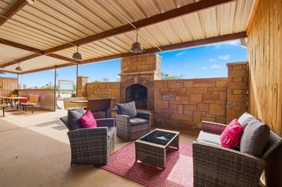 /international/us/1801-commercial-avenue-anson-tx-110107638493/
