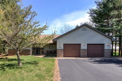 /international/us/e5677-700th-avenue-menomonie-wi-110107680844/