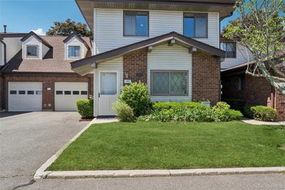 /international/us/86-w-cambridge-drive-w-copiague-ny-110108108071/