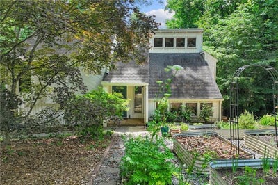 /international/us/2802-field-creek-court-ne-marietta-ga-110108551080/