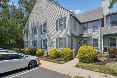/international/us/716-westfield-drive-cinnaminson-nj-110108239176/