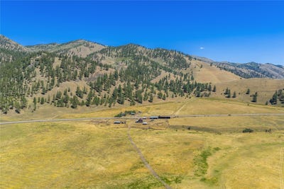 /international/us/31022-beavertail-road-clinton-mt-110101271243/?lang=en