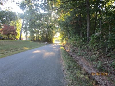/international/us/626-rubermont-lot-a-victoria-va-110095210403/