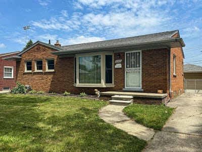 /international/us/8900-perrin-street-livonia-mi-110100520618/