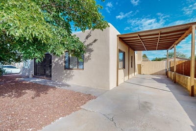 /international/us/519-palo-duro-avenue-nw-albuquerque-nm-110120769156/