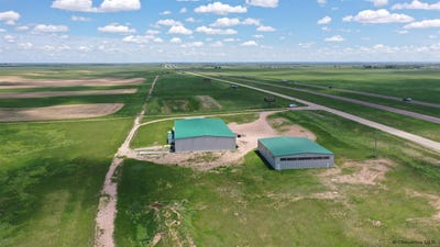 /international/us/4390-i-80-service-rd-cheyenne-wy-110093664843/
