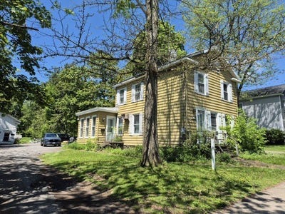 /international/us/129-n-broad-street-norwich-ny-110108716325/