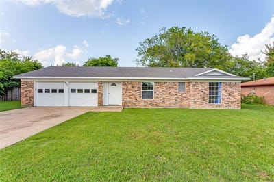 /international/us/907-childers-avenue-benbrook-tx-110100314737/