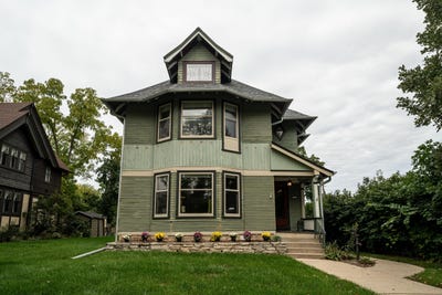 /international/us/7332-harwood-ave-milwaukee-wi-110120089731/