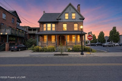 /international/us/33-w-south-street-wilkes-barre-pa-110119372217/