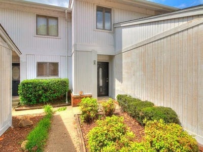 /international/us/3212-meadow-avenue-norman-ok-110101258162/