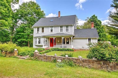 /international/us/540-greenville-road-north-smithfield-ri-110108531085/