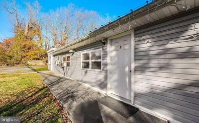 /international/us/2430-highway-browns-mills-nj-110104215226/