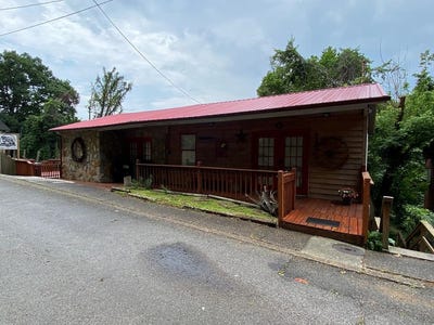 /international/us/819-mullberry-williamson-wv-110100864782/