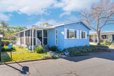 /international/us/1202-loma-drive-ojai-ca-110105843702/