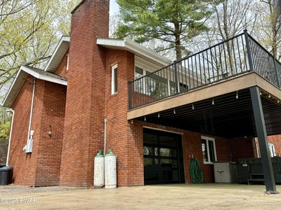 /international/us/84-lakeview-drive-lakeville-pa-110099155324/?lang=zh-tw