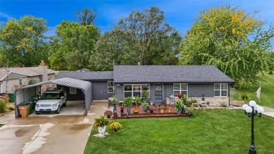 /international/us/5840-nw-54th-court-johnston-ia-110107697723/