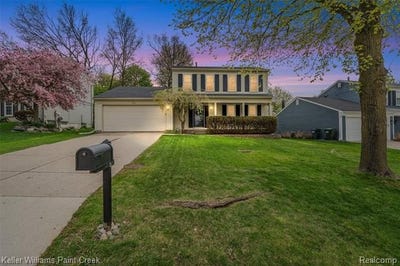 /international/us/366-whitney-drive-rochester-hills-mi-110108074951/