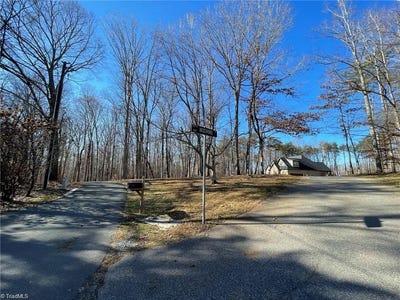/international/us/0-0-0-deerfield-drive-king-nc-110106692632/