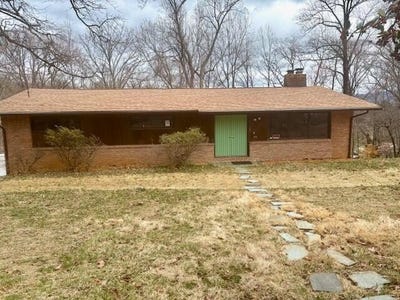 /international/us/182-dogwood-ln-troutville-va-110098019889/?lang=zh-cn
