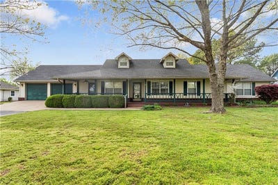 /international/us/3096-highway-112-springdale-ar-110099102482/