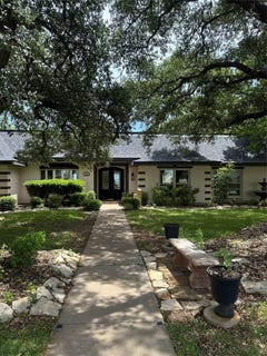 /international/us/505-high-road-coleman-tx-110107911348/