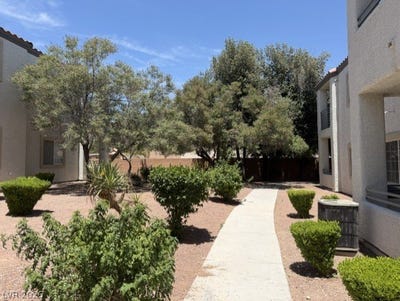 /international/us/3318-n-decatur-boulevard-las-vegas-nv-110108539369/