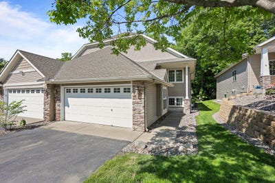 /international/us/6030-boulder-ridge-drive-rockford-mn-110108359408/