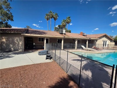 /international/us/3381-westwind-road-las-vegas-nv-110108551470/