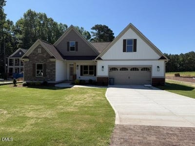 /international/us/127-big-pine-road-clayton-nc-110108550557/