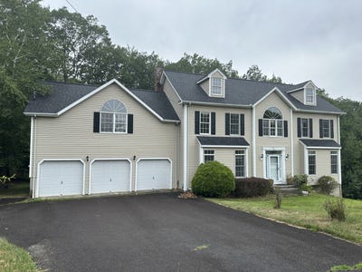 /international/us/52-quarry-lane-hamden-ct-110101180462/