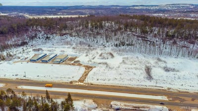 /international/us/801-851-e-us-41-highway-negaunee-mi-110107871465/