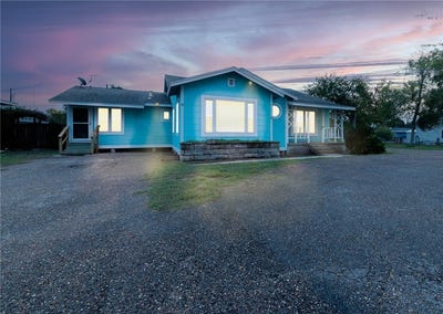 /international/us/325-s-saunders-street-s-aransas-pass-tx-110108450139/