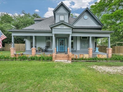 /international/us/493-n-main-street-groveton-tx-110108295341/