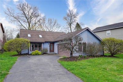 /international/us/8-fieldstone-lane-west-henrietta-ny-110107503466/
