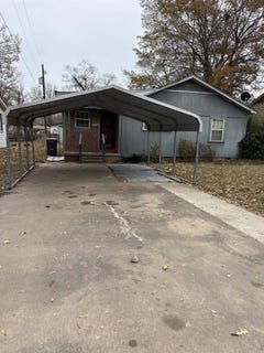 /international/us/2213-s-maple-pine-bluff-ar-110104305322/