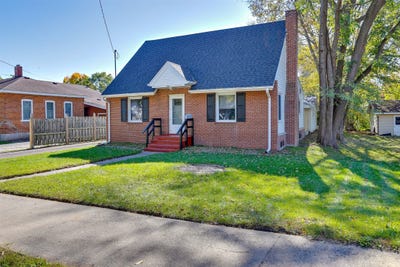 /international/us/310-fillmore-street-black-river-falls-wi-110120561387/