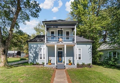 /international/us/304-w-royle-street-richmond-mo-110120450945/