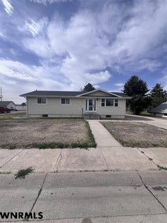 /international/us/755-e-9th-street-alliance-ne-110108031159/