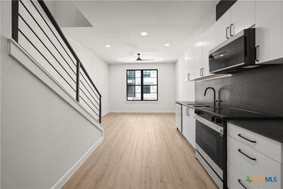 /international/us/634-central-parkway-new-braunfels-tx-110108281811/