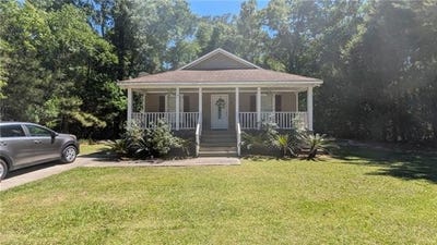 /international/us/1415-martin-luther-king-jr-drive-slidell-la-110108361659/