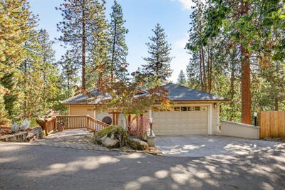 /international/us/774-lisa-lane-ashland-or-110106034026/