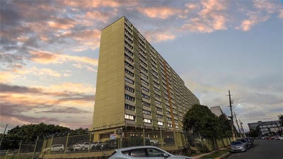 /international/us/1050-las-palmas-avenue-cond-puerta-de-la-bahia-san-juan-pr-110098574366/