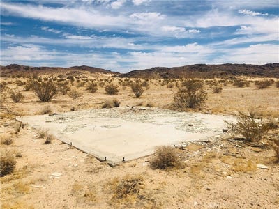 /international/us/5-pipeline-road-29-palms-ca-110094789665/