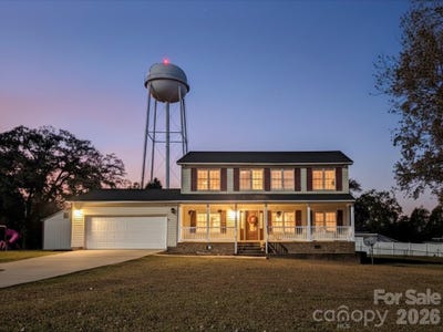 /international/us/204-rowland-avenue-heath-springs-sc-110101613570/