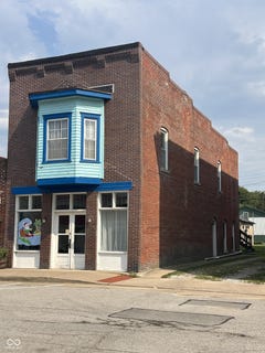 /international/us/147-e-main-street-gosport-in-110109768924/