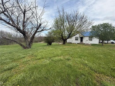 /international/us/13371-ks-highway-7-mound-city-ks-110107265909/