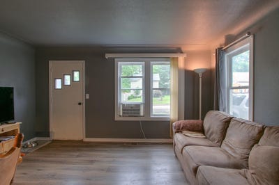 /international/us/225-wood-street-n-mora-mn-110108682210/