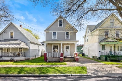 /international/us/2021-grand-avenue-niagara-falls-ny-110107668668/